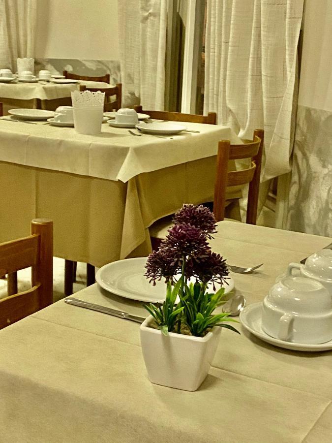 Villa Derna Rimini Eksteriør bilde